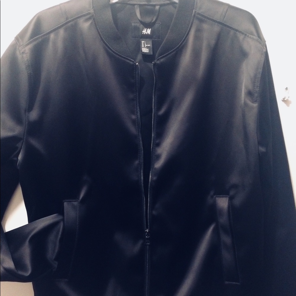 NWOT H&M Men’s Bomber Jacket